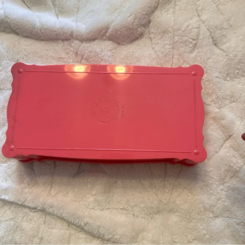 Schwarz Bros. Vintage 1950s Plastic HOT PINK Tissue Box